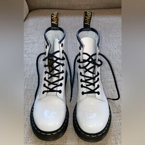 Dr. Martens White Leather Combat Boots with Black Laces Size 8
